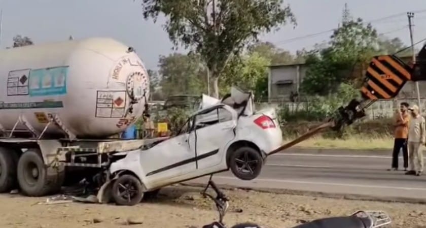 Tragedy on Jammu-Pathankot Highway: Two youth killed in collision with Oil Tanker