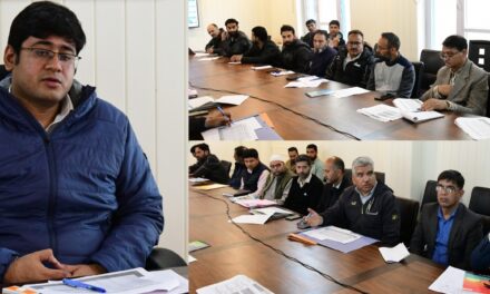 DC Ganderbal reviews progress of PM Surya Ghar Muft Bijli Yojana