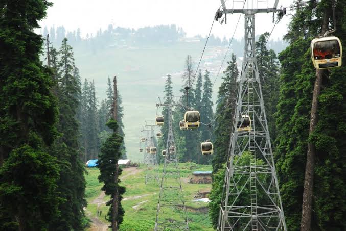 GDA asks schools to avoid visiting Gulmarg on weekends, seek prior permission