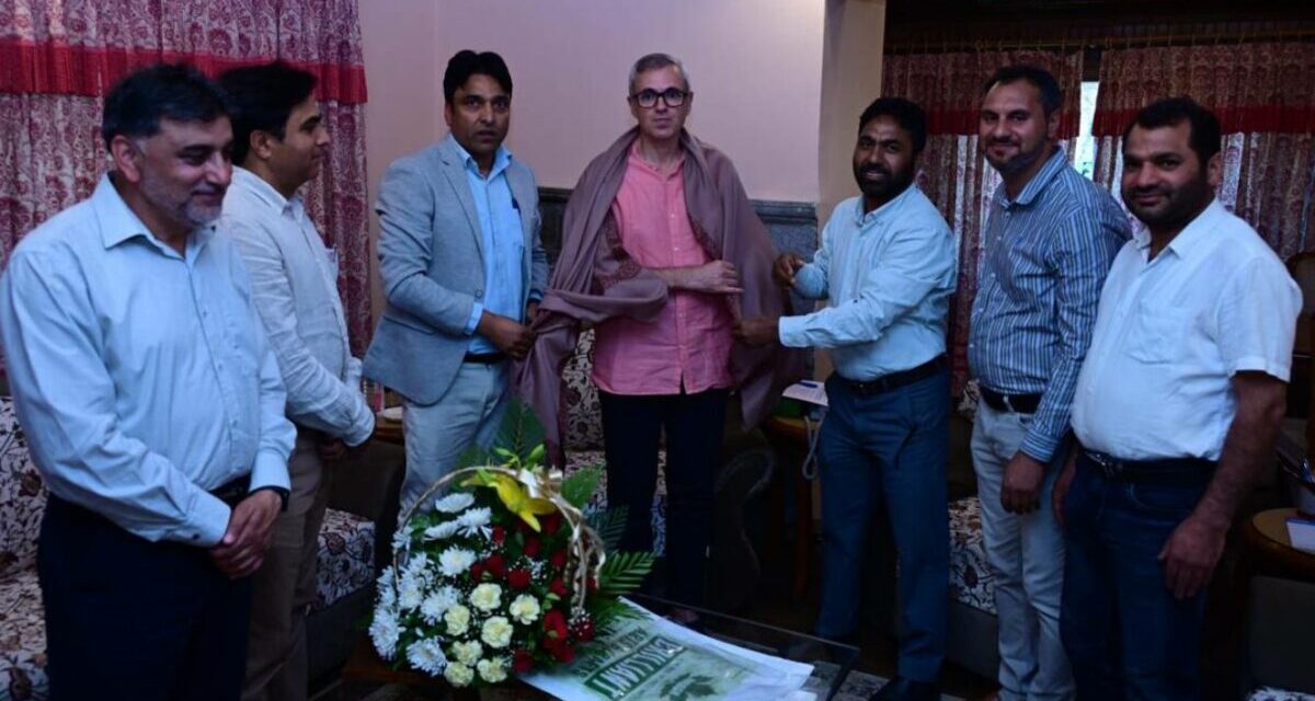 CM Omar meets several delegations at his Raabita Office in Sgr;Public concerns need redressal with sincerity and urgency: CM’