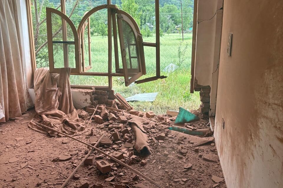 J-K: Shops damaged, locals suffer losses due to shelling by Pakistan