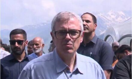 Need to promote Kashmir’s tourist destinations, generate local movement: CM Omar
