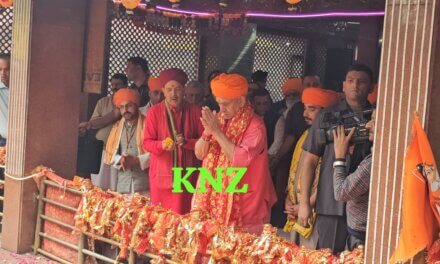 LG Sinha welcomes Mela Kheer Bhawani devotees;Says foolproof arrangements made for Amarnath yatra