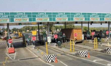 Centre to Roll Out Rs 3,000 FASTag-Based Annual Pass for Private Vehicles from August 15: Nitin Gadkari