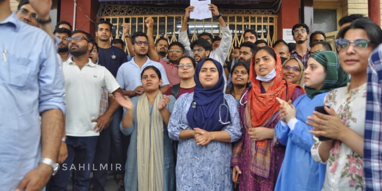 Doctors Protest at SMHS Over Assault on Colleague; GMC Sgr Condemns Incident