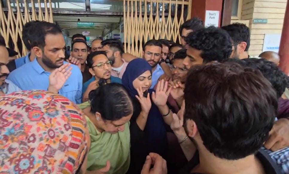 Female journalist allegedly heckled by protesting doctors at SMHS