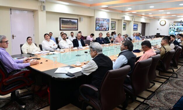 Exemplary Punishment Awaits Those Selling Unsafe Food: CM Omar Abdullah;Strict Action Against Food Safety Violations