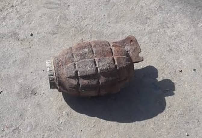 Old hand Grenade Found in Garbage Dump at Srinagar
