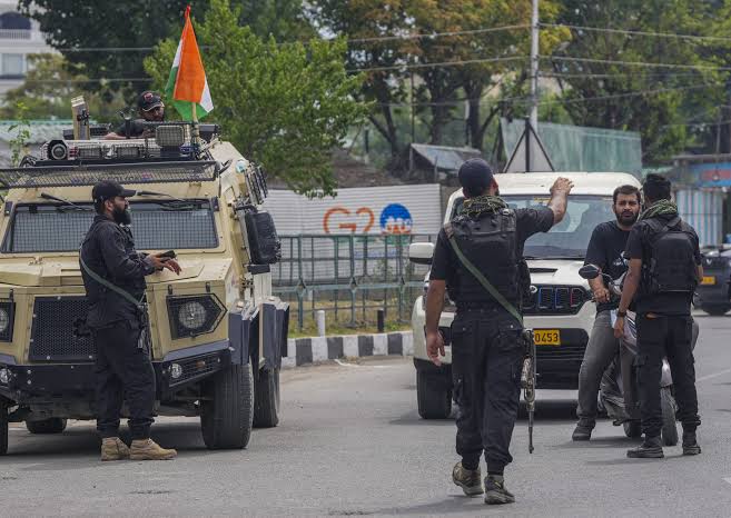 Security stepped up at man venue of Independence Day function in Srinagar