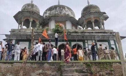 Hindu radicals create ruckus at mausoleum in UP’s Fatehpur; police book over 150