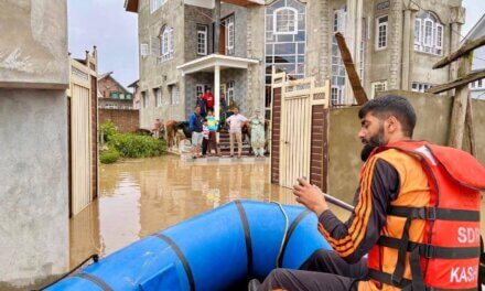 Jhelum Stabilizing: Flows below danger mark at Sangam, Ram Munshi Bagh; level at Pampore still high