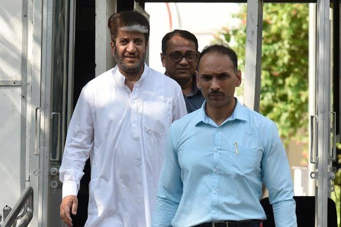 Furnish details of separatist leader Shabir Ahmed Shah’s custody in other criminal cases: SC to NIA