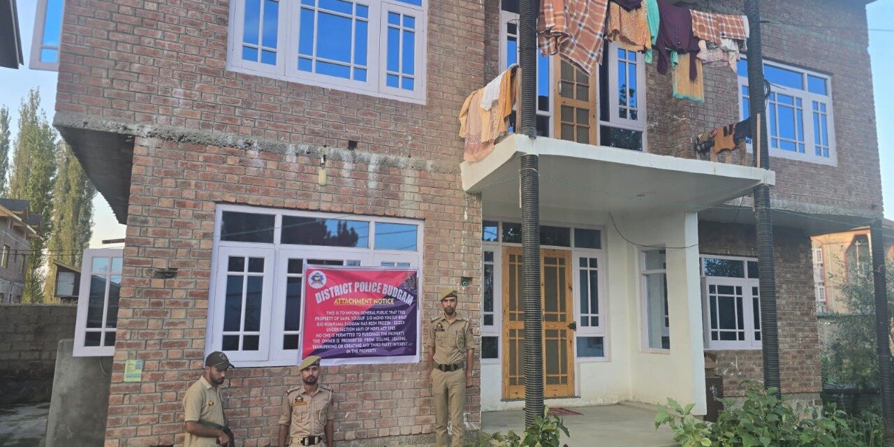 Police Attaches Property of Notorious Drug Peddler Worth ₹50 Lakhs in Budgam