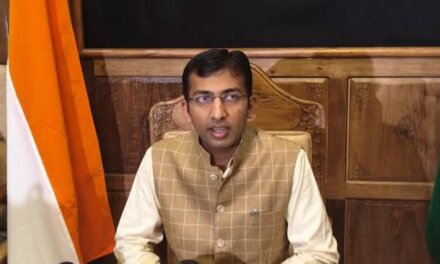 Relief from heavy rainfall expected by evening: Div Com Kashmir