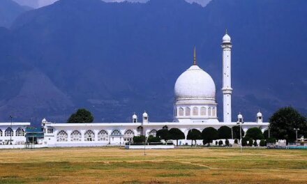 Kashmir parties slam national emblem’s use in Hazratbal plaque, call for J-K Waqf Board chief’s dismissal
