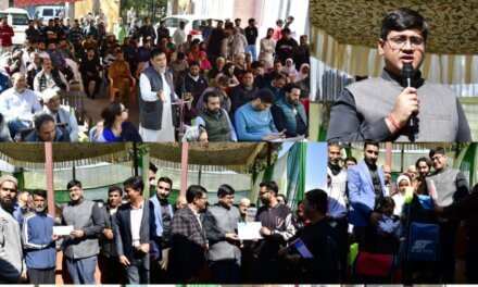 DDC Ganderbal chairs public outreach programme at Tehsil Wakura;Takes first-hand appraisal of public issues, assures timely resolution of genuine concerns