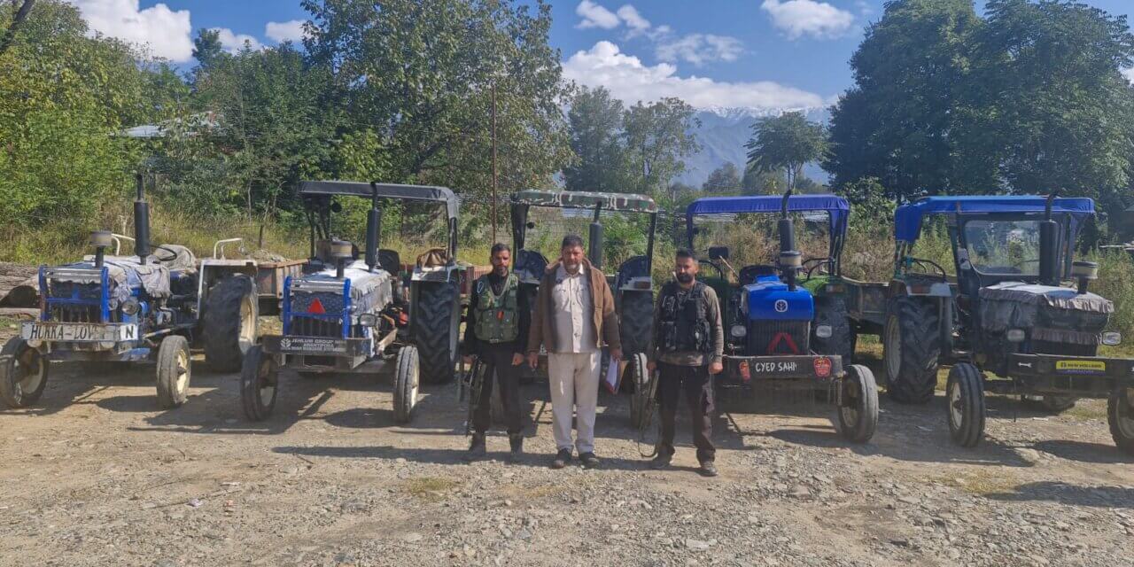 Six tractors impounded for illegal mineral transport in Awantipora