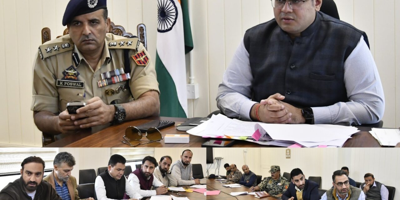 DC Ganderbal chairs DLSCC meeting, clears several cases under SRO-43