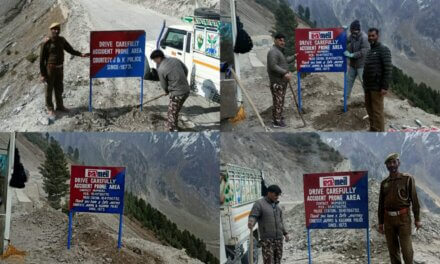 Ganderbal Police Installs Safety Signboards in Zojila Sector Under “Operation Bachao” to Prevent Road Accidents