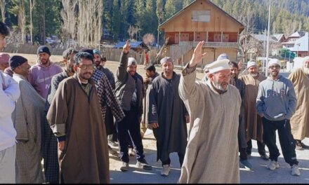 Gurez Villages Protest Against Poor Electricity Supply, Say Years of Power Neglect Have Made Life Unbearable