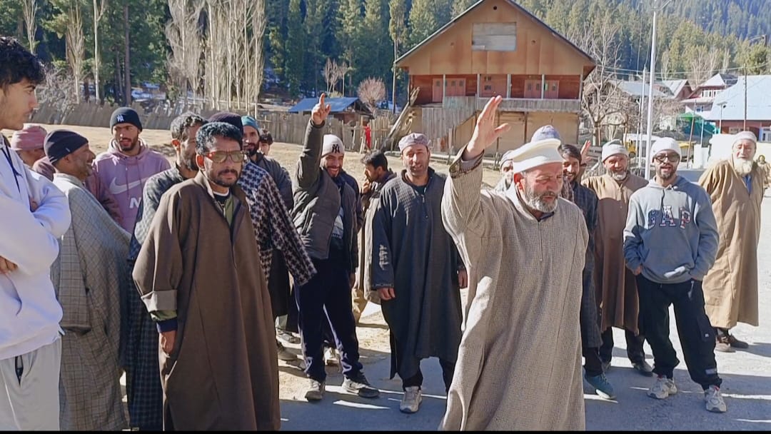 Gurez Villages Protest Against Poor Electricity Supply, Say Years of Power Neglect Have Made Life Unbearable