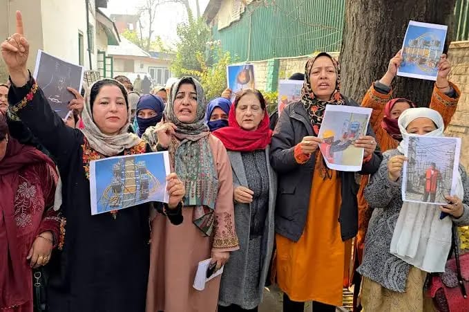 Peaceful voices being throttled’: Mehbooba Mufti after police stop PDP Women Wing’s protest against power tariff hike