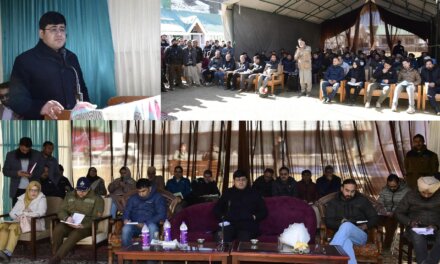 DC Ganderbal holds Public Outreach programme at Sonamarg