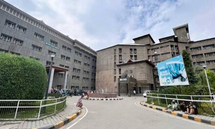 SKIMS Performs Rare 11-Hour Spinal Surgery, Saves Life of 18-Year-Old Patient