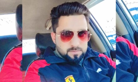 DDC Mudasir Majeed Expresses Condolences on the Demise of Former BDC Kangan Chairman’s Wife