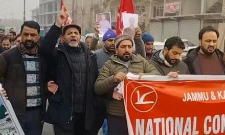 NC workers protest in Chadoora against Budgam administration, alleging that local MLA was mistreated during demolition drive