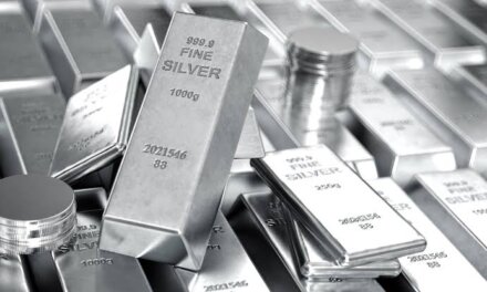 Silver prices breach Rs 4 lakh per kg mark in futures trade amid strong global cues