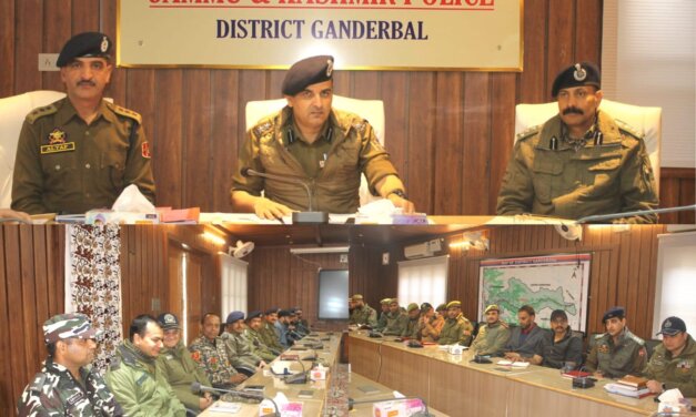 SSP Ganderbal Chairs Security Review Meeting Ahead of Youm-ul-Quds and Eid-ul-Fitr